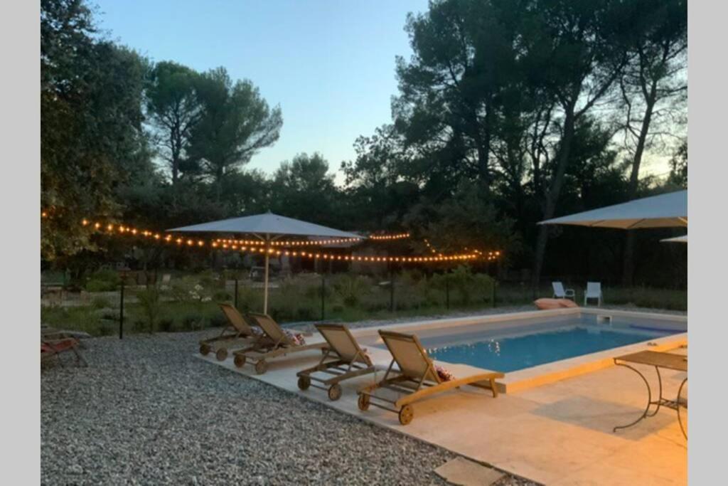 Gite Dans Les Pins Avec Piscine Villa Mazan Exterior photo